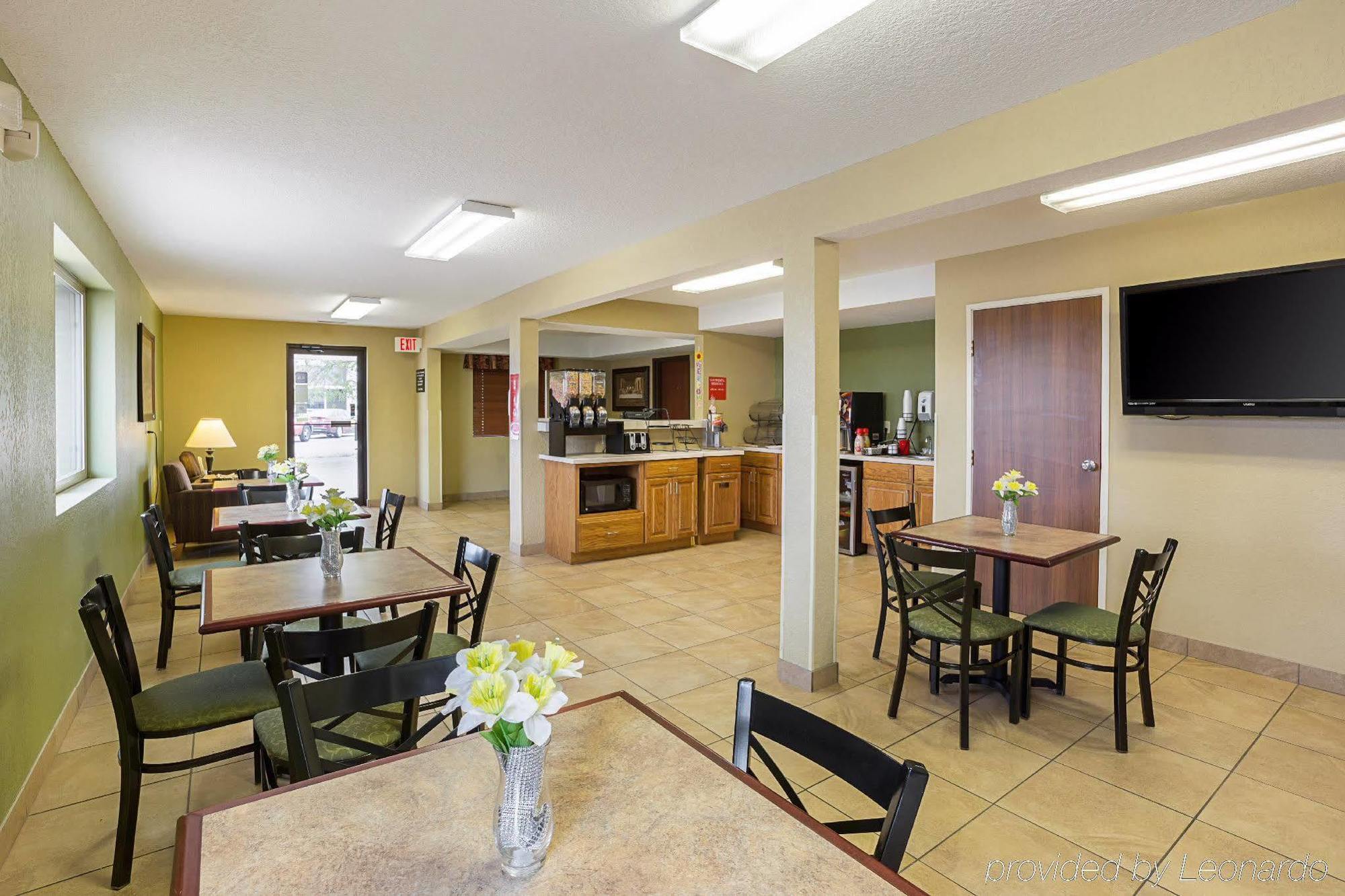 Rodeway Inn & Suites Kearney Zewnętrze zdjęcie